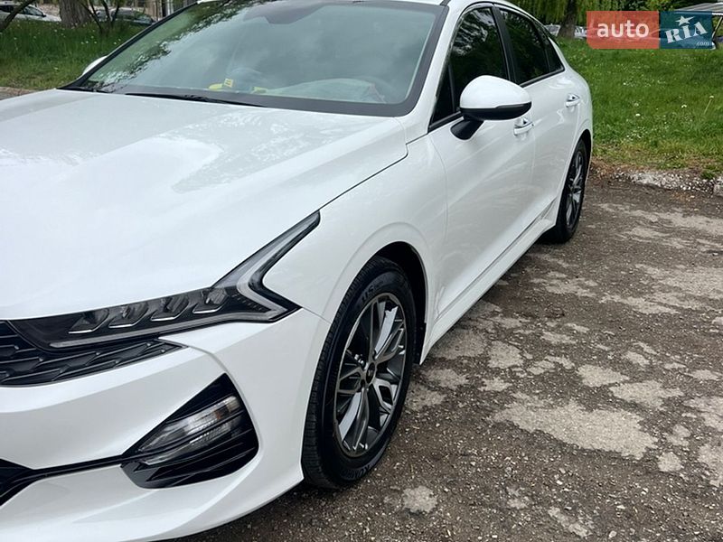 Седан Kia K5 2020 в Івано-Франківську