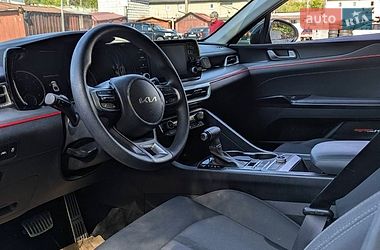Седан Kia K5 2022 в Києві