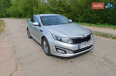 Седан Kia K5 2014 в Шостке