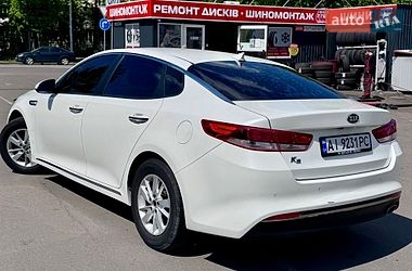 Седан Kia K5 2015 в Киеве