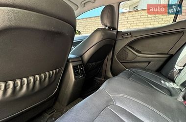 Седан Kia K5 2013 в Киеве