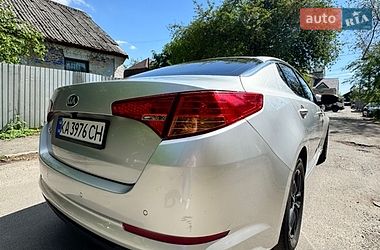 Седан Kia K5 2013 в Киеве