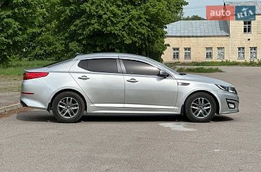 Седан Kia K5 2014 в Шостці