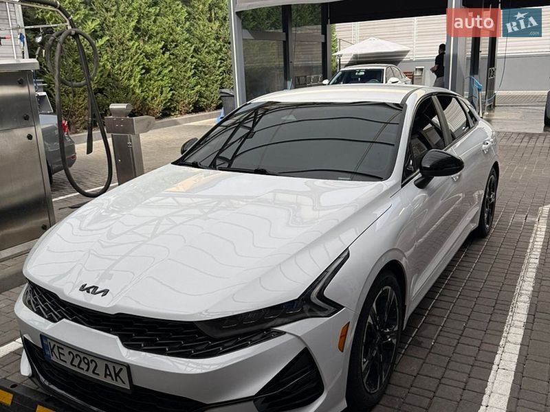 Седан Kia K5 2022 в Одессе