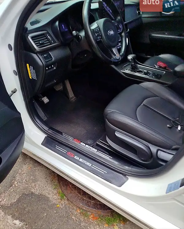 Kia K5 2017 VIN KNAGS416BHA165285 фото оголошення 9 з 42