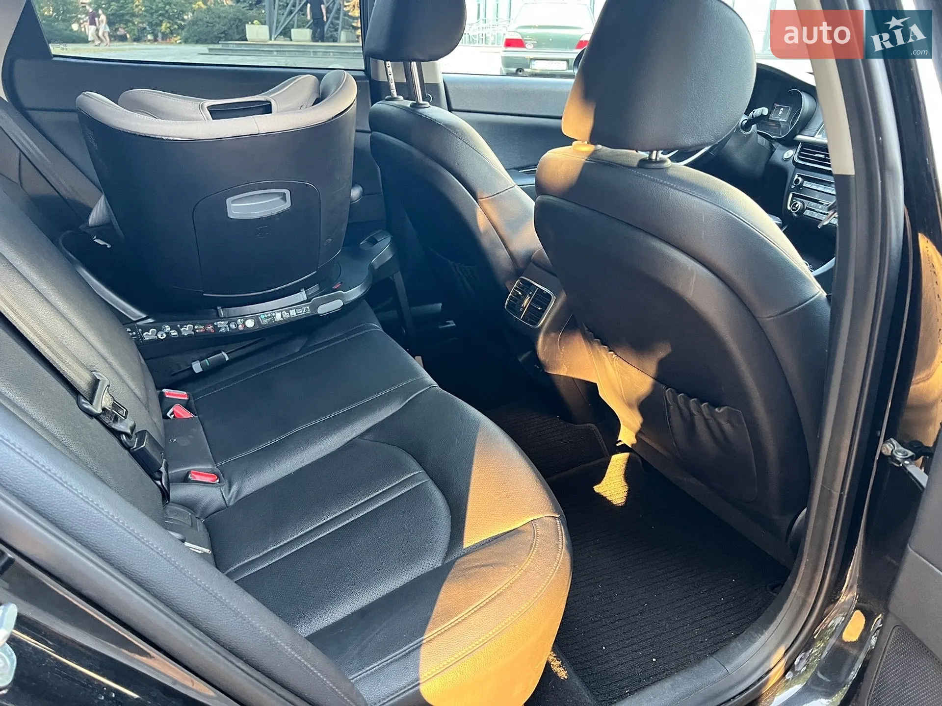2015 Kia K5 - мініатюра 7