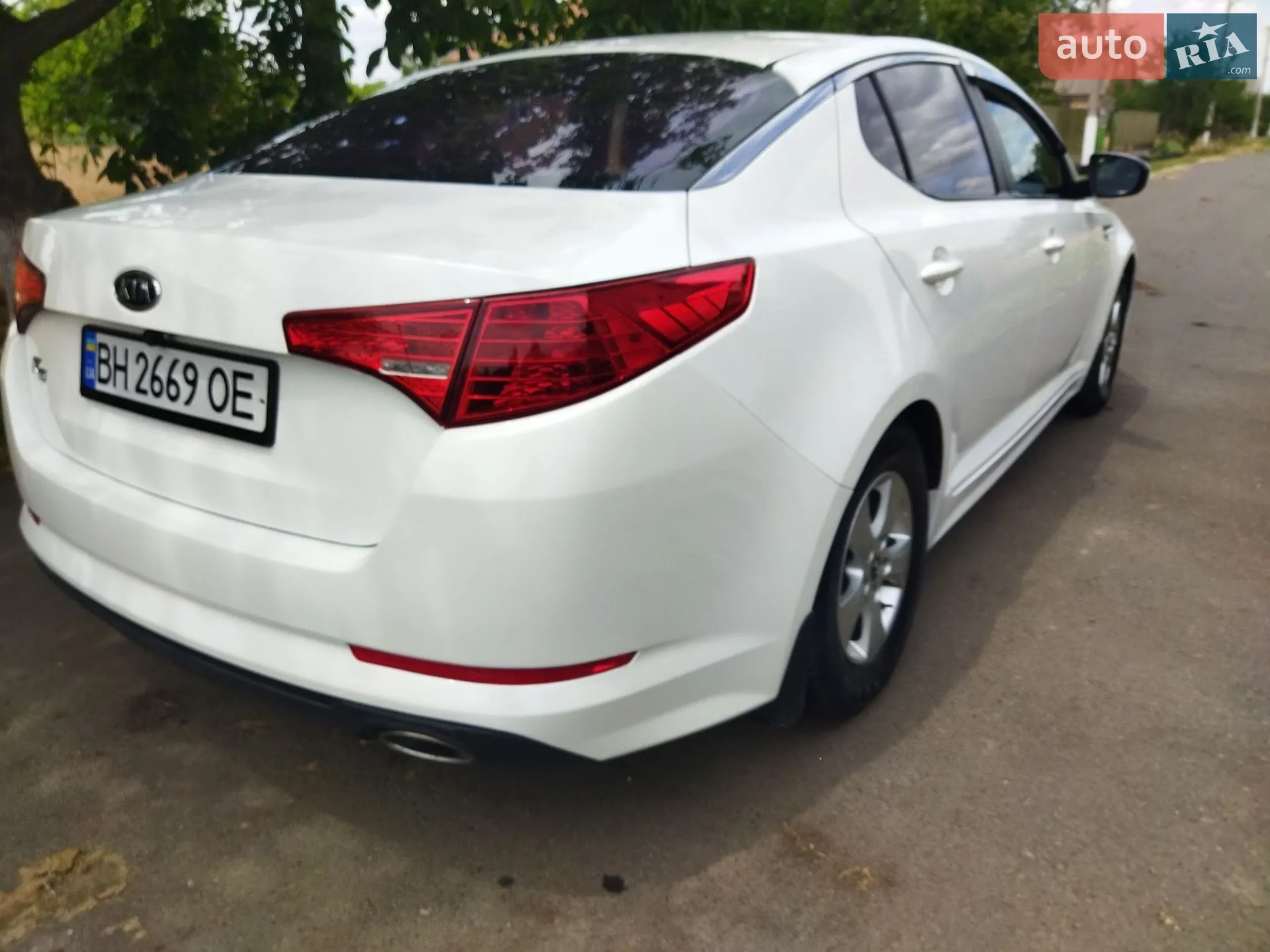 2011 Kia K5 - мініатюра 7