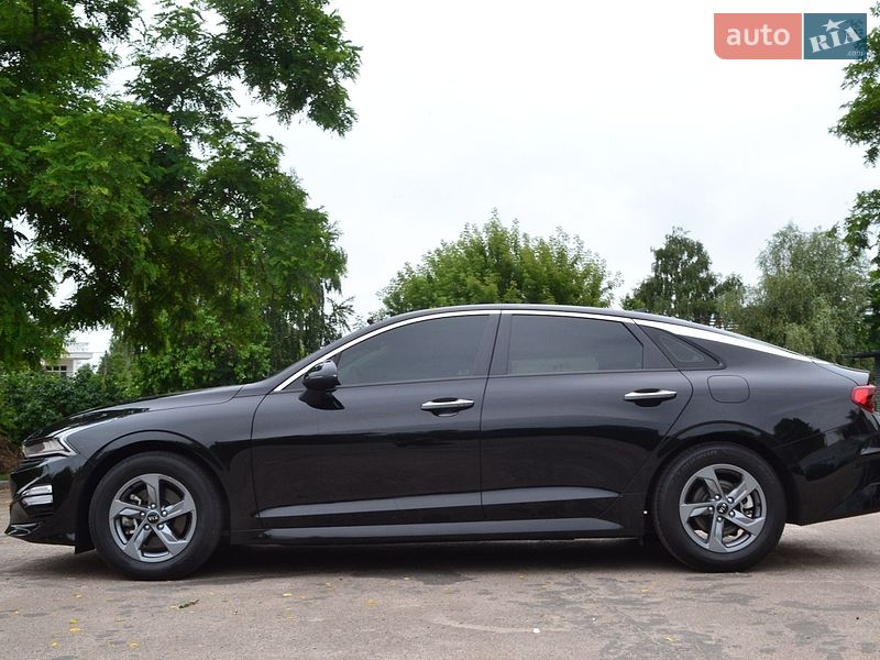 Седан Kia K5 2020 в Яготине