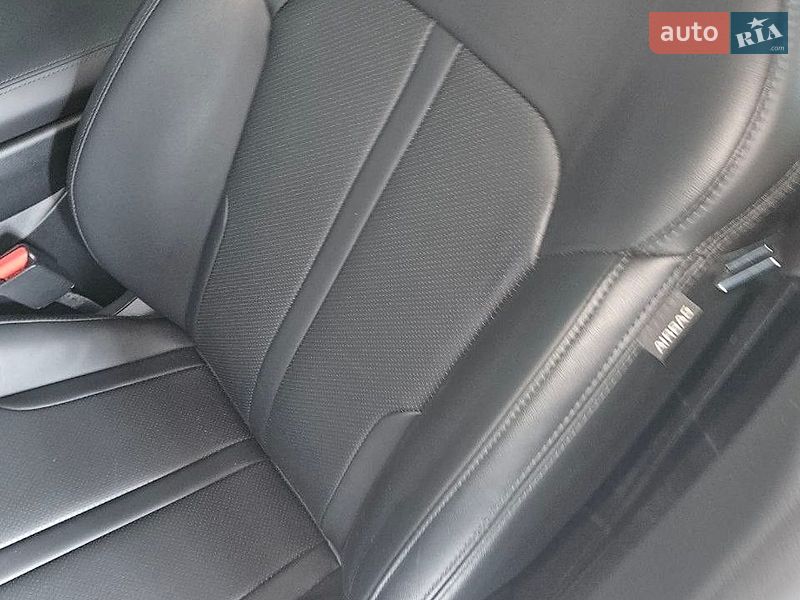 Седан Kia K5 2020 в Яготине