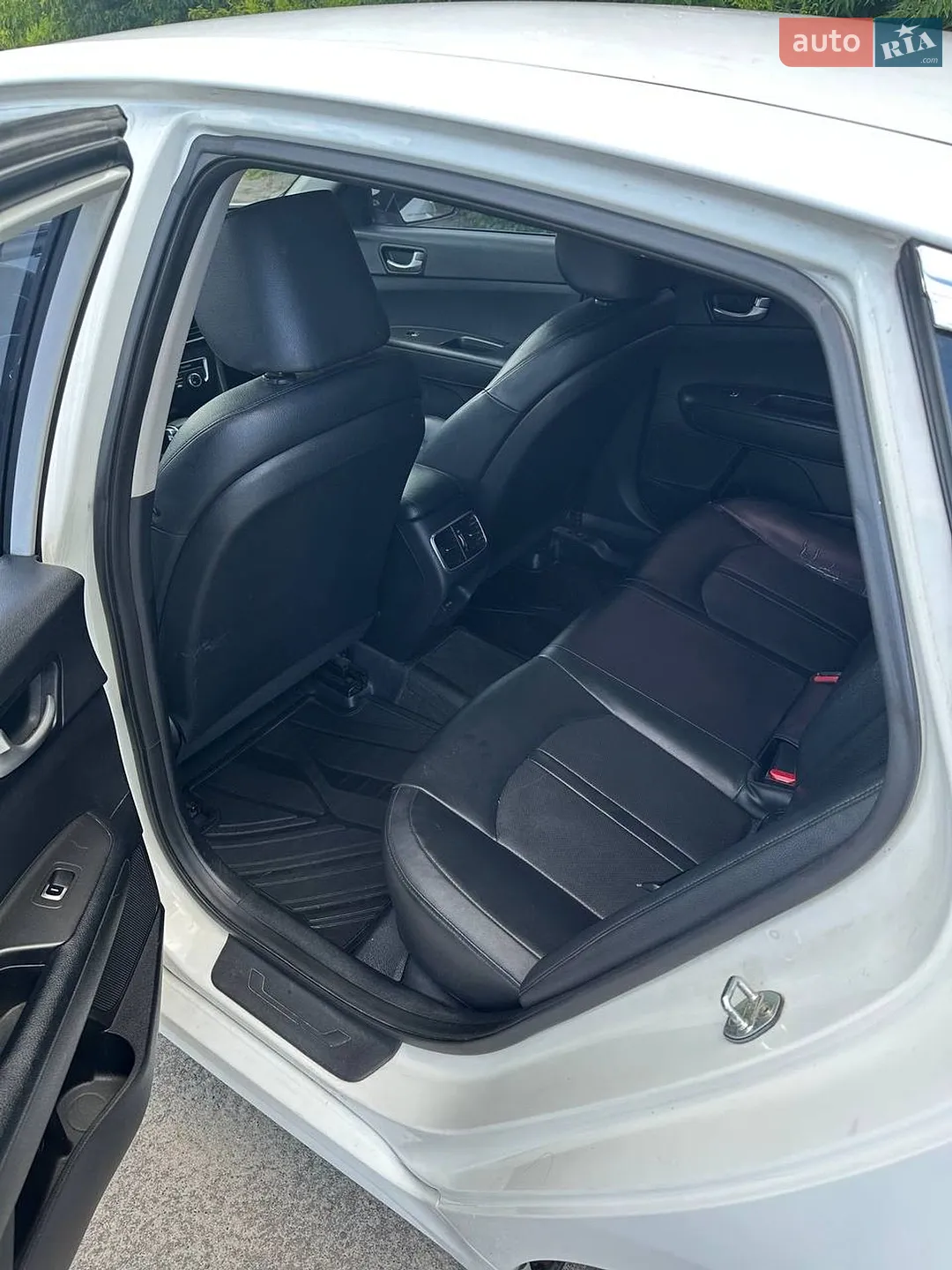 2016 Kia K5 - мініатюра 8