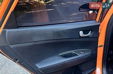 Седан Kia K5 2016 в Виннице