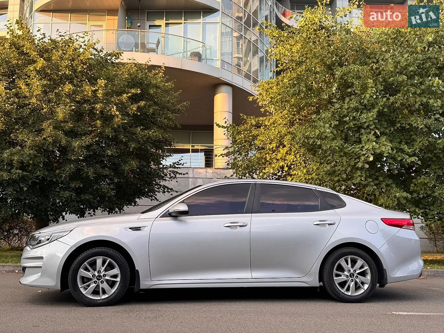 2016 Kia K5 - мініатюра 4