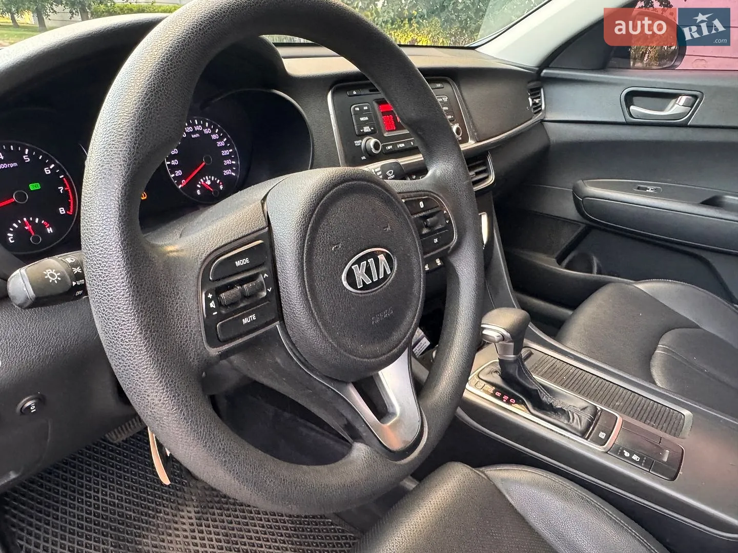 2016 Kia K5 - мініатюра 14