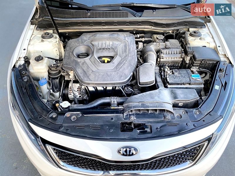Седан Kia K5 2013 в Києві