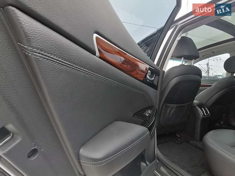 Седан Kia K7 2016 в Киеве