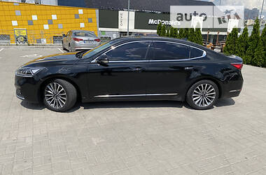 Седан Kia K7 2018 в Киеве