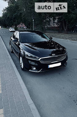Седан Kia K7 2017 в 
