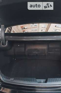 Седан Kia K7 2011 в 