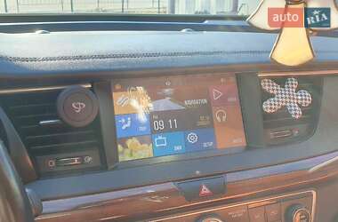 Седан Kia K7 2016 в Мукачево