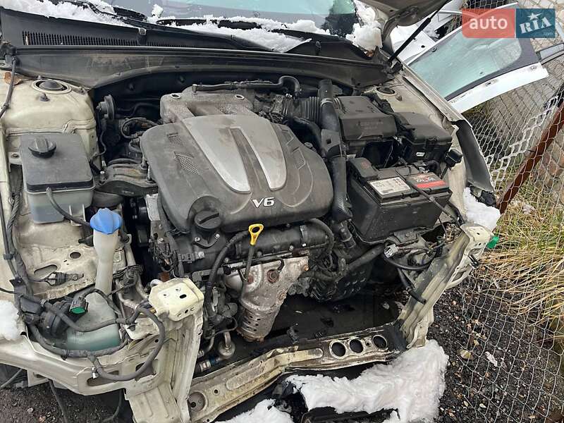 Седан Kia K7 2016 в Києві