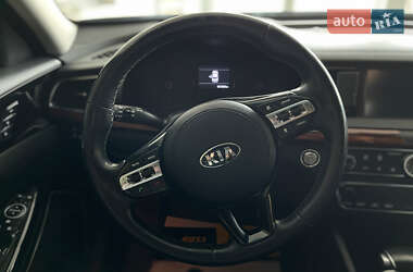 Седан Kia K7 2016 в 