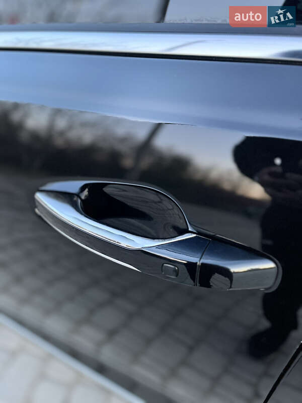 Седан Kia K7 2016 в Гусятині