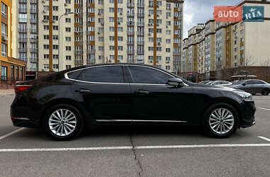 Седан Kia K7 2017 в 