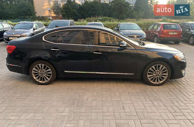 Седан Kia K7 2011 в 