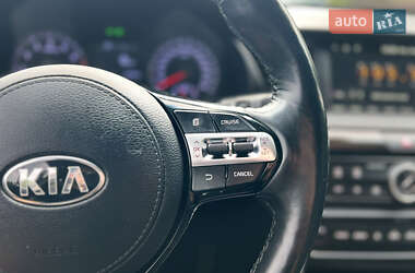 Седан Kia K7 2018 в 
