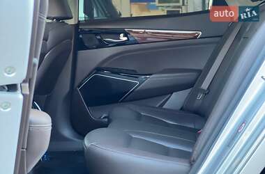 Седан Kia K7 2017 в 