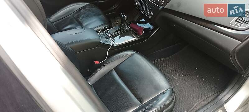 Седан Kia K7 2013 в Киеве
