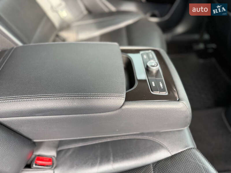 Седан Kia K7 2017 в Киеве