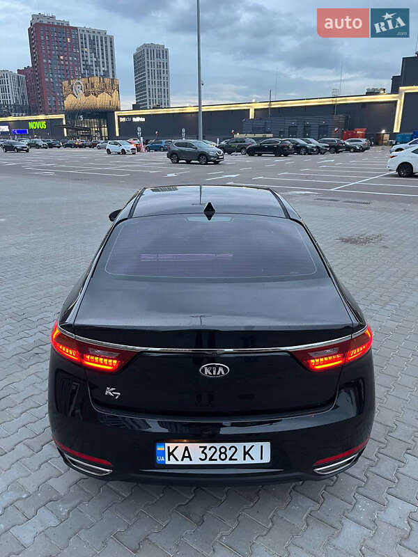 Седан Kia K7 2016 в Киеве