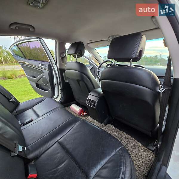 Седан Kia K7 2015 в Києві фото 18 Седан Kia K7 2015 в Києві