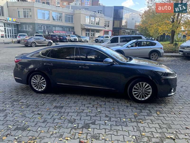 Седан Kia K7 2018 в Хмельницькому