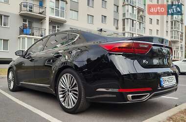 Седан Kia K7 2017 в 