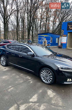 Седан Kia K7 2017 в Баштанке