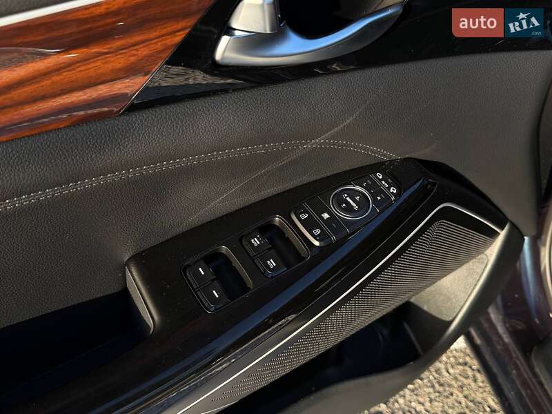Седан Kia K7 2017 в Одессе
