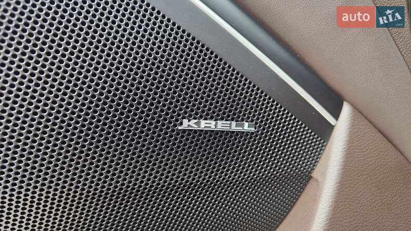 Седан Kia K7 2017 в Виннице