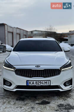 Седан Kia K7 2016 в Сумах