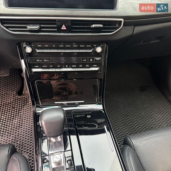 Седан Kia K7 2019 в Киеве