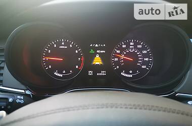 Седан Kia K900 2016 в 