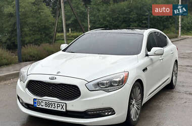Седан Kia K900 2015 в Сколе