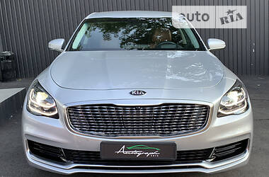 Седан Kia K9 2018 в 