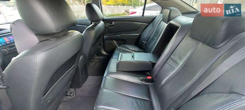 Седан Kia Lotze 2010 в Києві