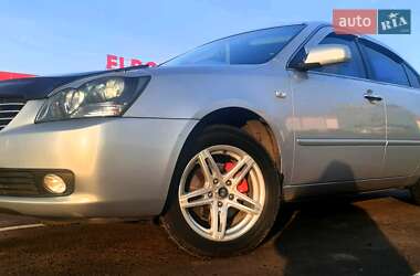 Седан Kia Magentis 2006 в Ровно