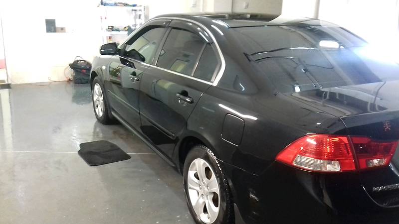 Седан Kia Magentis 2009 в Черкасах