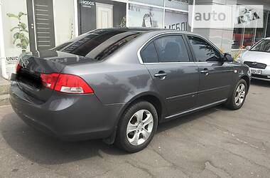 Седан Kia Magentis 2009 в Киеве