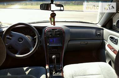 Седан Kia Magentis 2004 в 