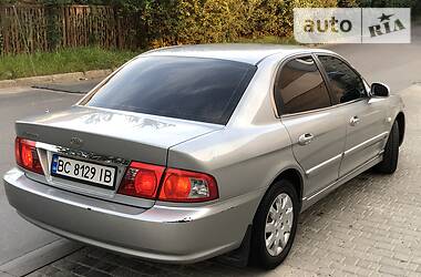 Седан Kia Magentis 2004 в 